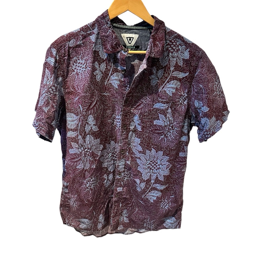 Vissla Short Sleeved Set of Two Tops Floral Button Up Cotton Size Medium